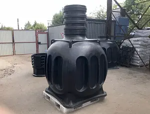 Пластиковый колодец связи КС-5 c доп. горловиной D580 мм и крышкой D560 мм 9