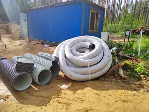 Дренажная гофрированная труба d160 с перфорацией В ФИЛЬТРЕ (50м) 3